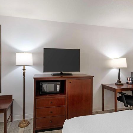 Best Western Plus Redondo Beach Inn Exterior photo