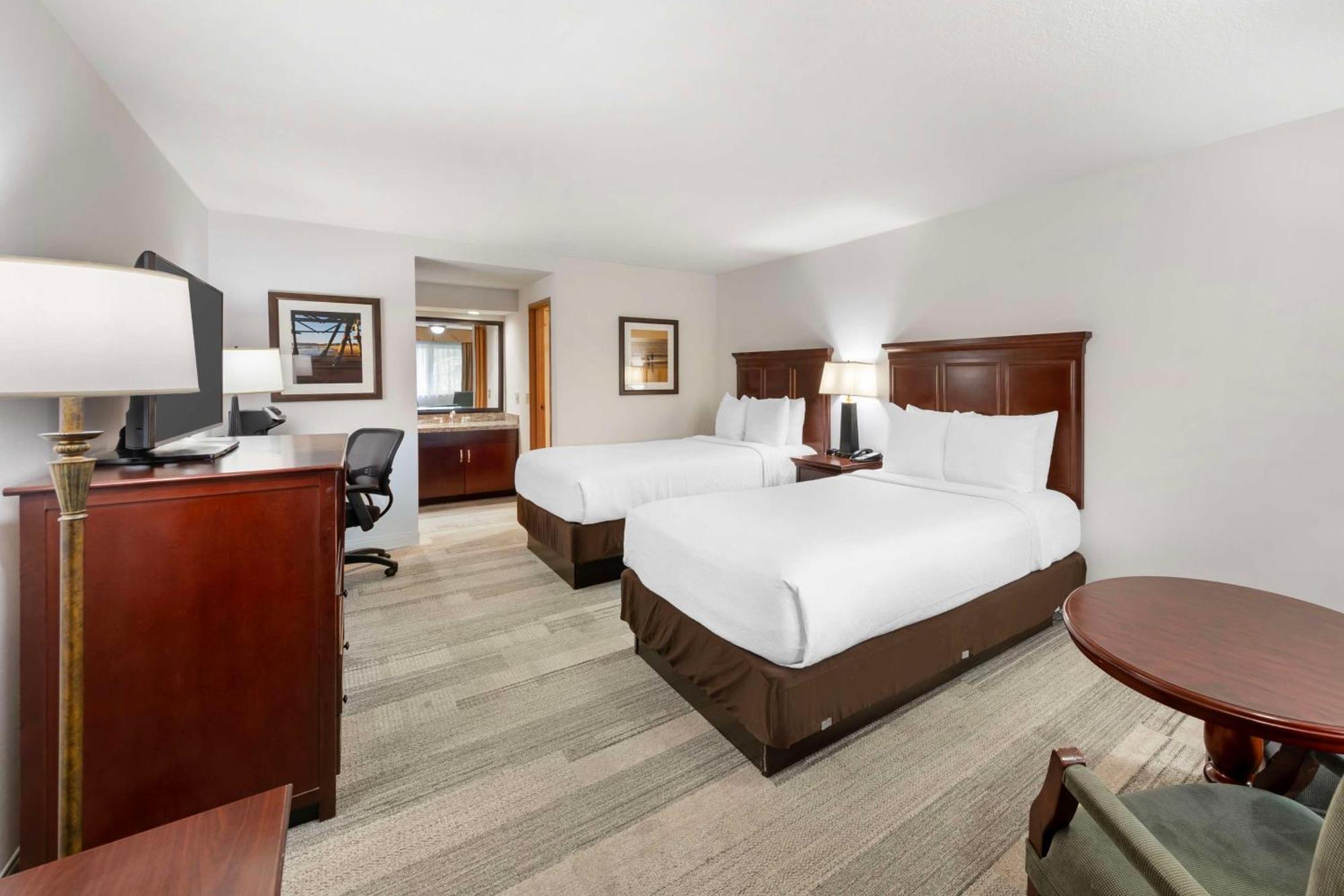 Best Western Plus Redondo Beach Inn Exterior photo