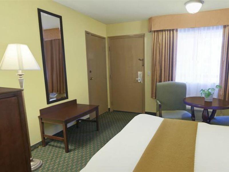 Best Western Plus Redondo Beach Inn Exterior photo