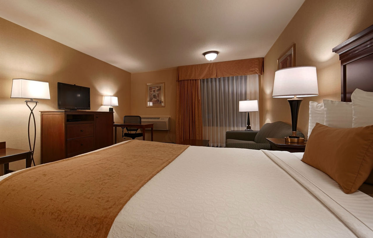 Best Western Plus Redondo Beach Inn Exterior photo